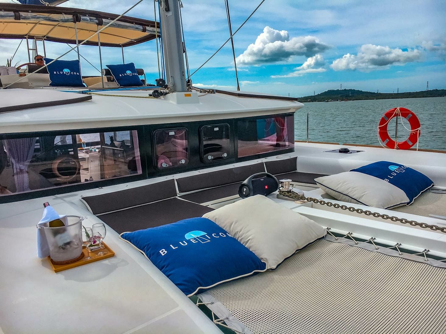Lagoon 450 F | Blue Icon