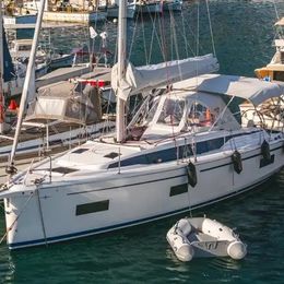 Bavaria C38 | Ithakiss