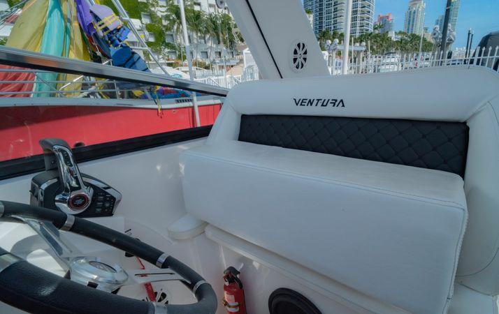 Ventura V300 | Daycruiser