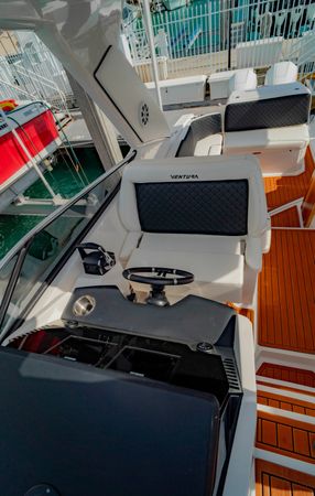Ventura V300 | Daycruiser