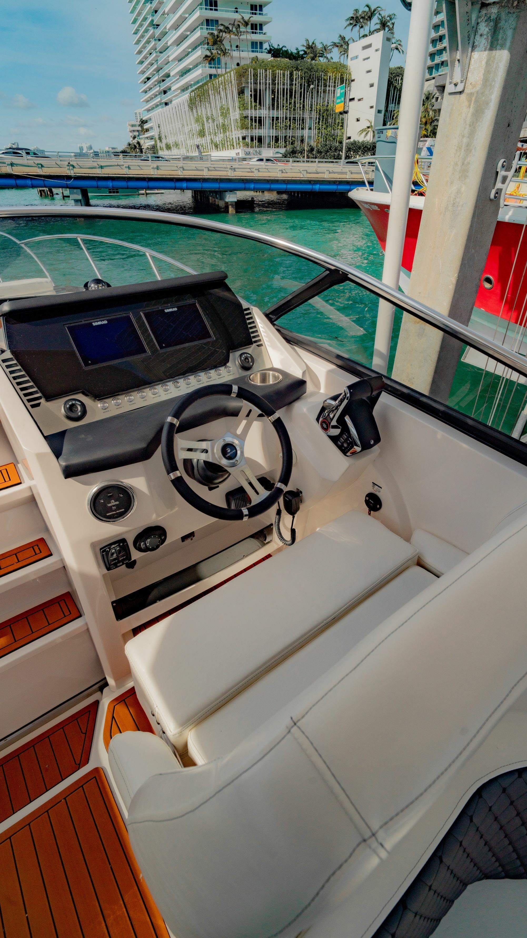 Ventura V300 | Daycruiser