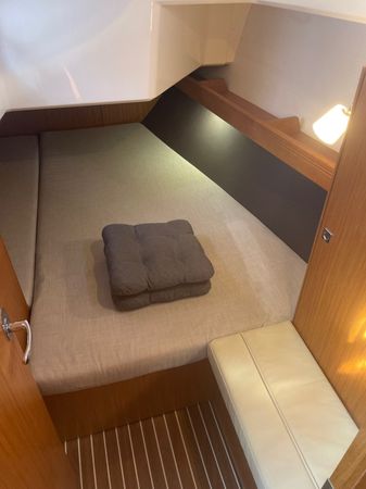 Bavaria Cruiser 37 | Four Seasons