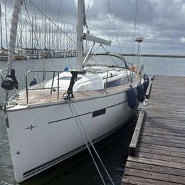 Bavaria Cruiser 37 | Four Seasons