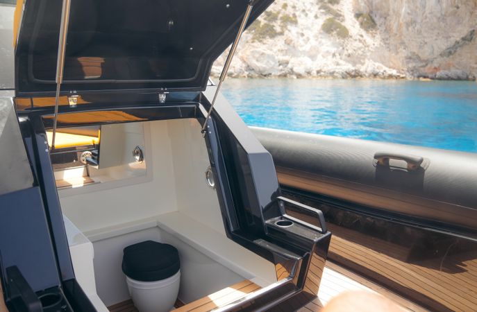 Technohull 39 | Bumblebee