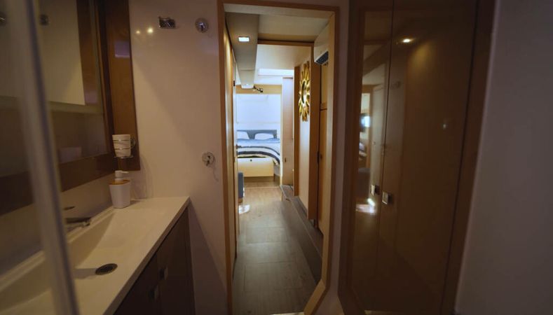 Fountaine Pajot Lucia 40 | Enea