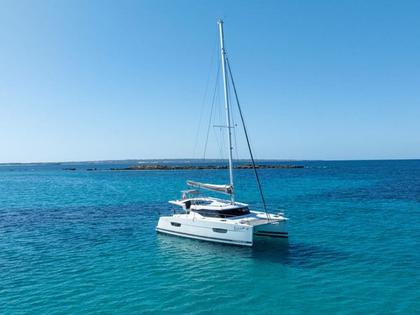 Fountaine Pajot Lucia 40 | Enea