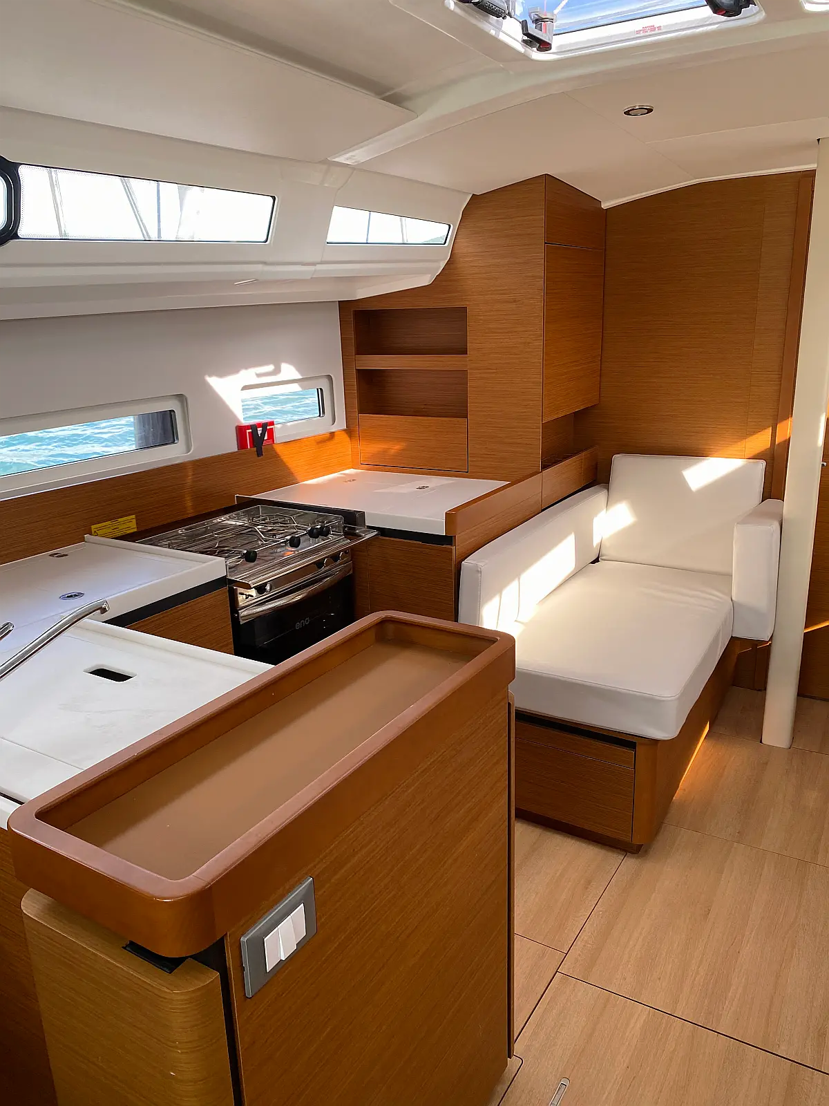Jeanneau Sun Odyssey 410 | Eugenia