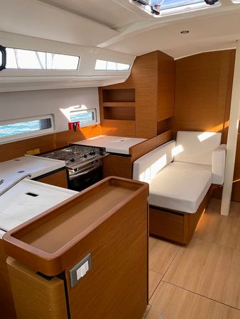 Jeanneau Sun Odyssey 410 | Eugenia
