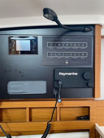 Jeanneau Sun Odyssey 410 | Eugenia