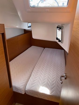 Jeanneau Sun Odyssey 410 | Eugenia