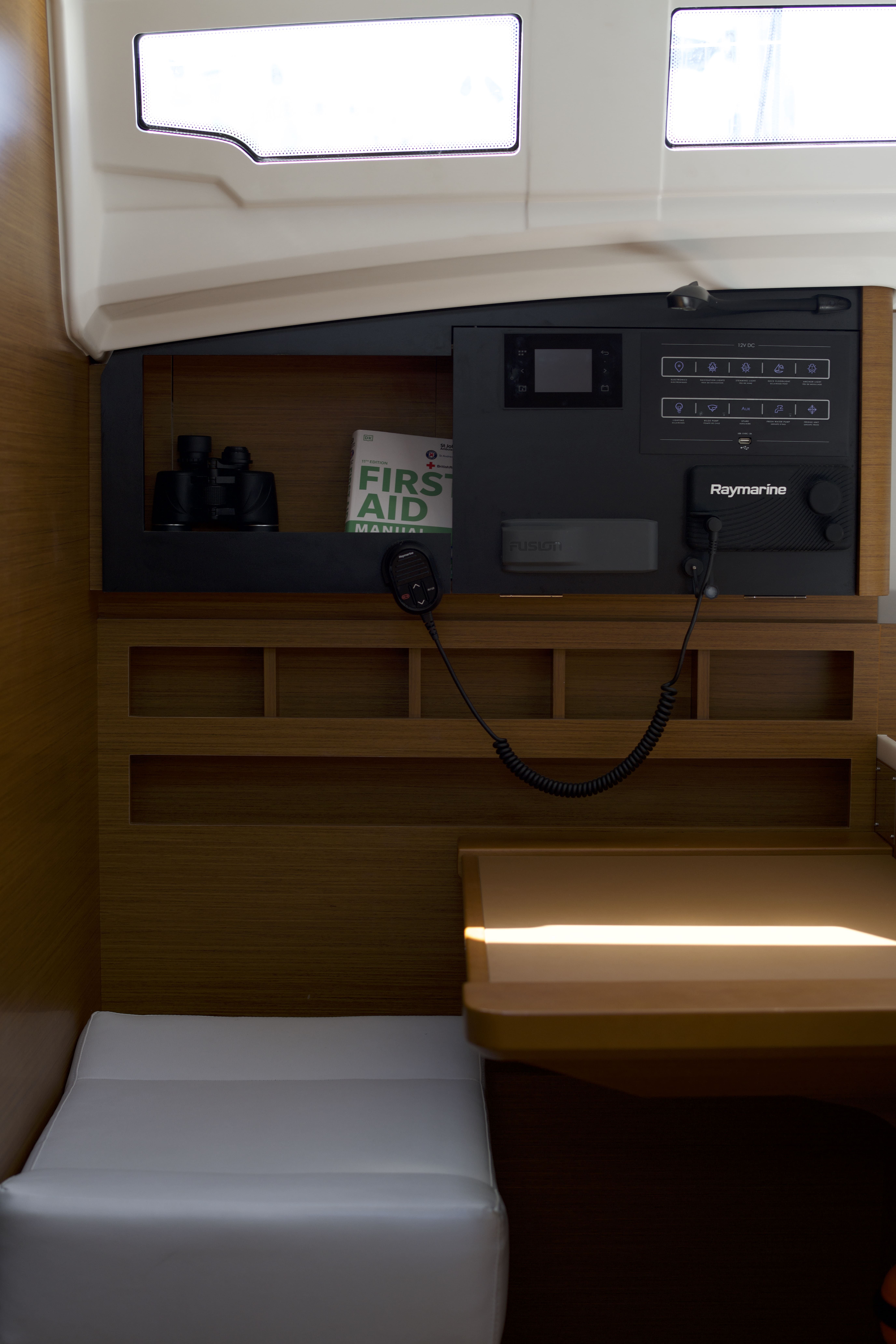 Jeanneau Sun Odyssey 410 | Eugenia