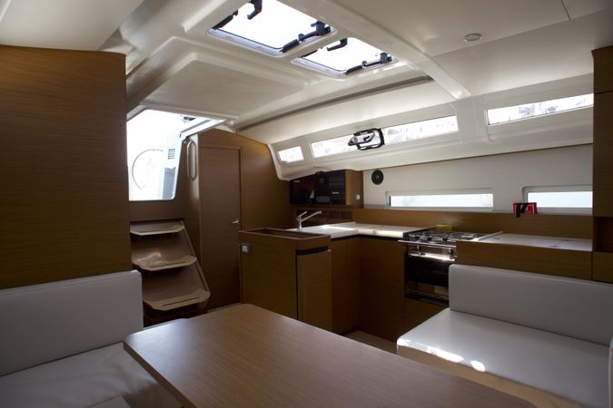 Jeanneau Sun Odyssey 410 | Eugenia