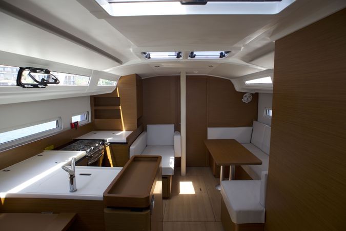 Jeanneau Sun Odyssey 410 | Eugenia