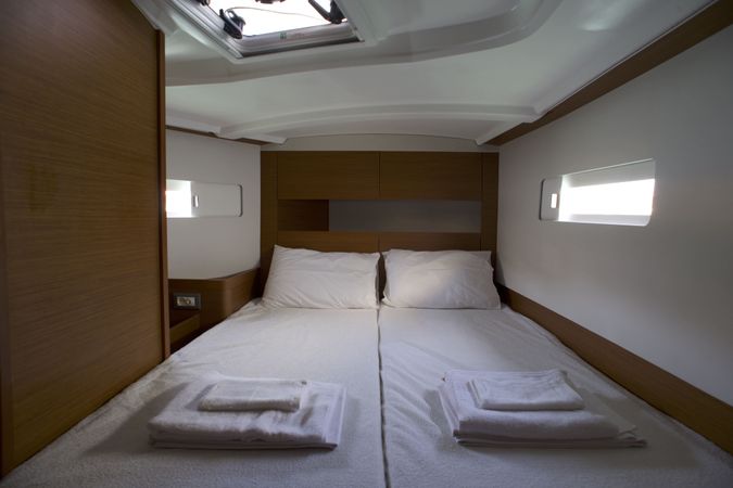 Jeanneau Sun Odyssey 410 | Eugenia