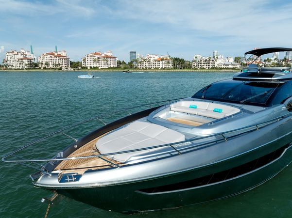Riva 76 | Recreational Use
