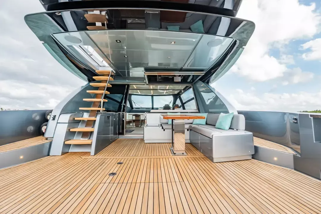 Riva 76 | Recreational Use