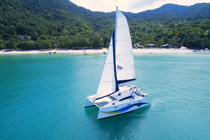 Island Spirit 410 | Gauthai