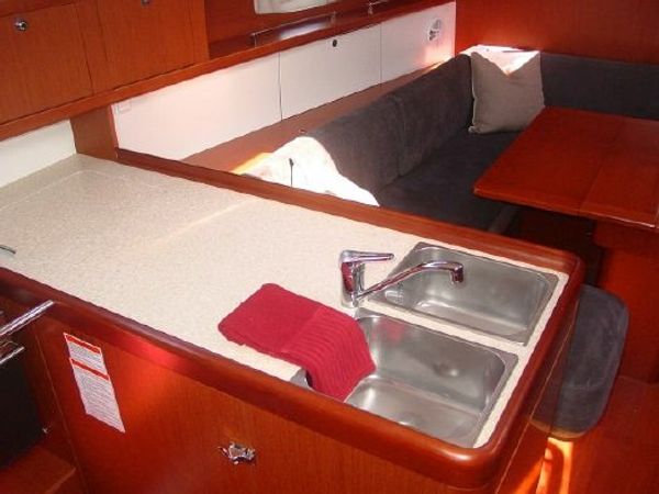 Beneteau 37 | Valkyrie