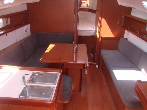 Beneteau 37 | Valkyrie