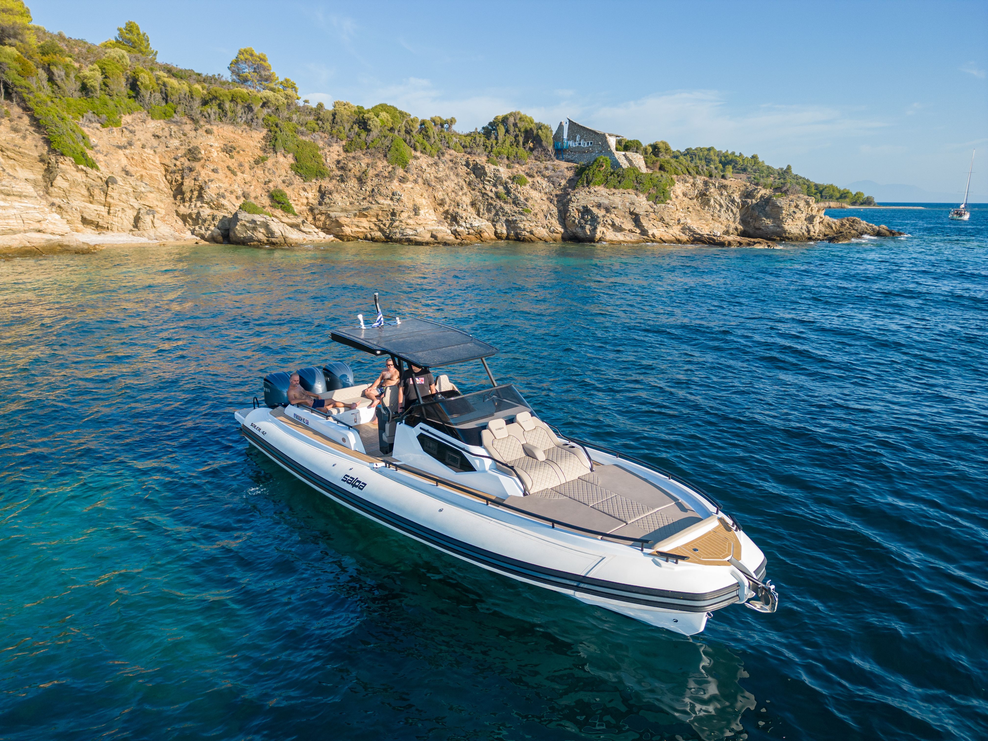 Salpa Soleil 42 | Kimothoi