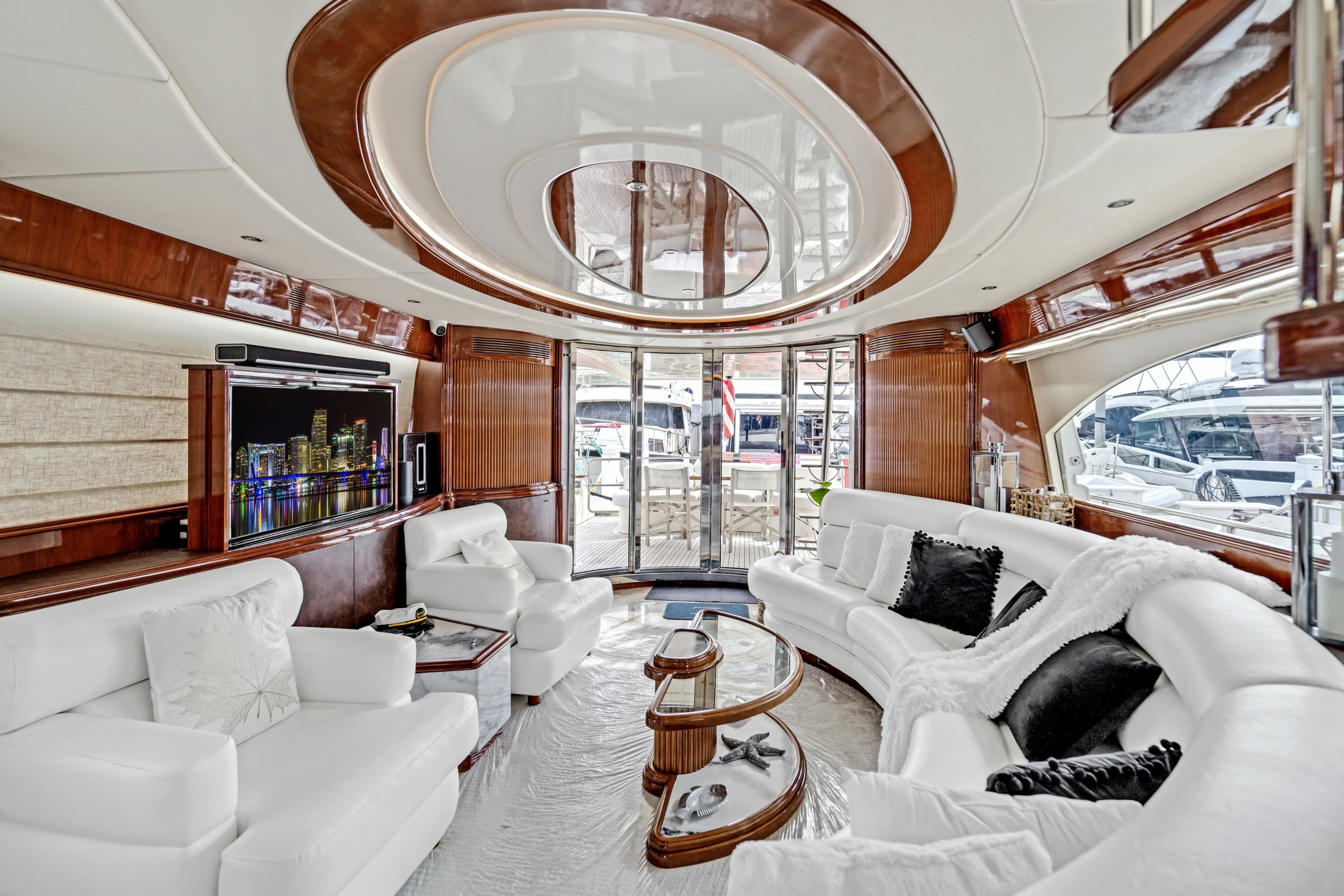Azimut 85 F | Day Dreamin