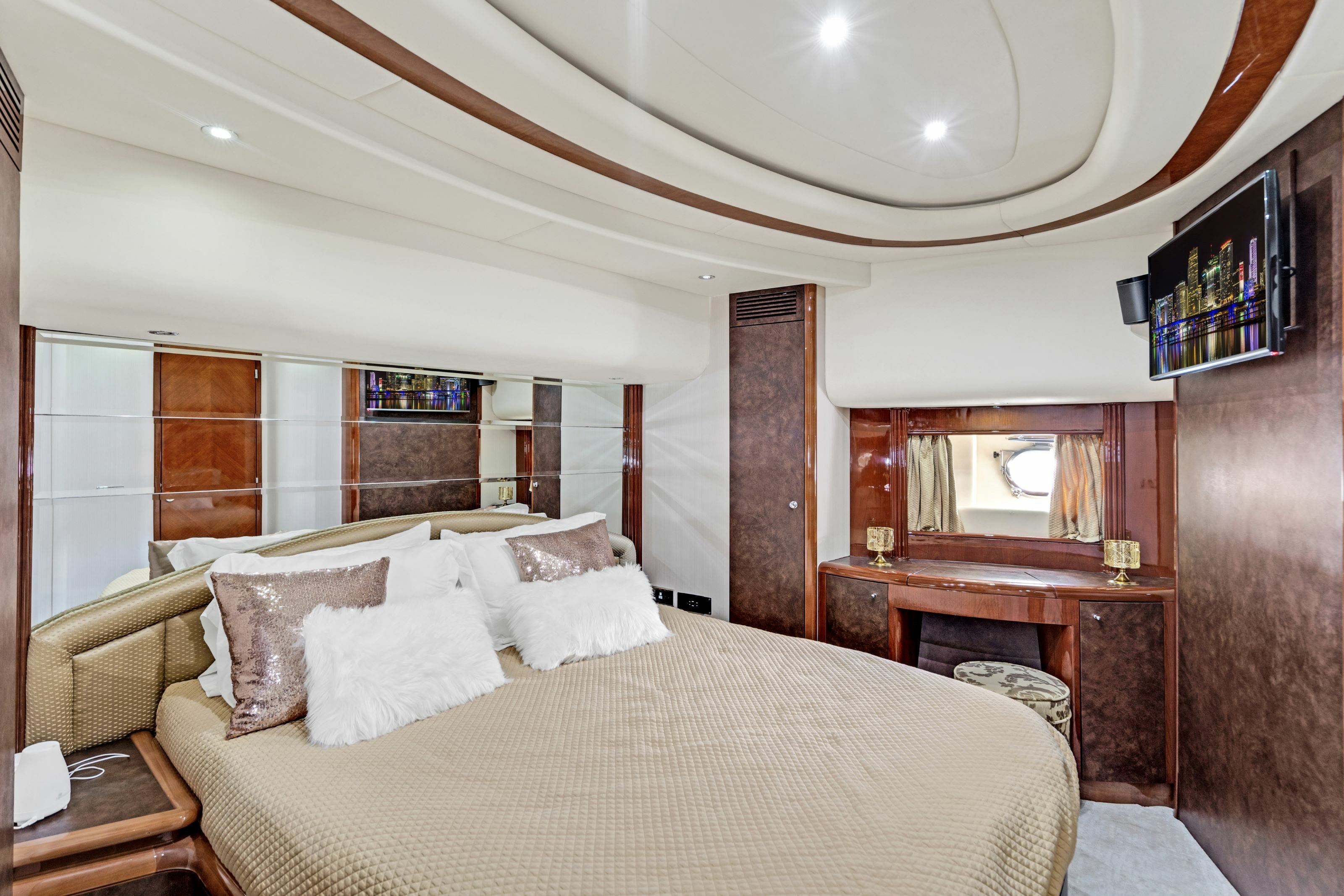 Azimut 85 F | Day Dreamin