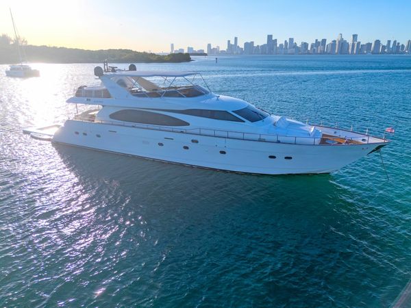 Azimut 85 F | Day Dreamin