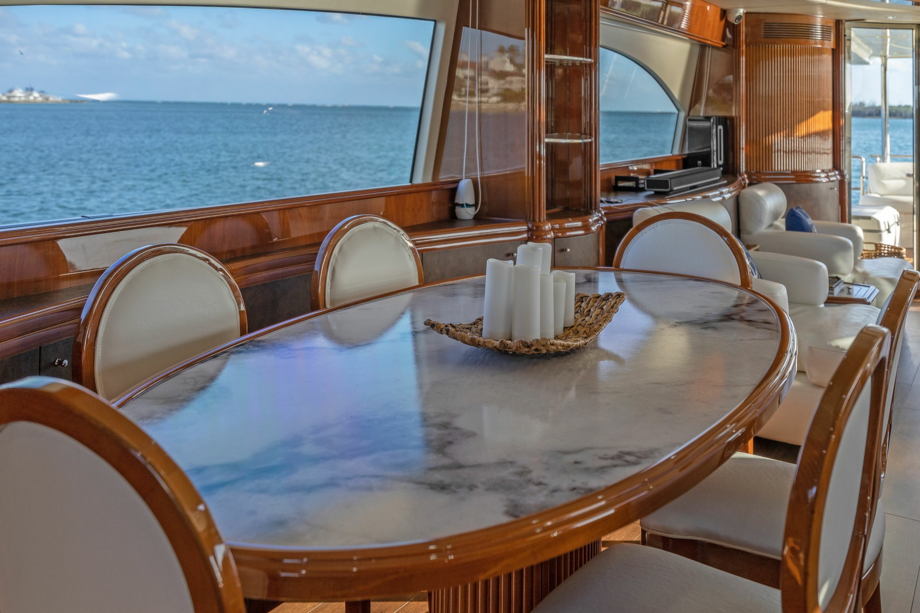 Azimut 85 F | Day Dreamin