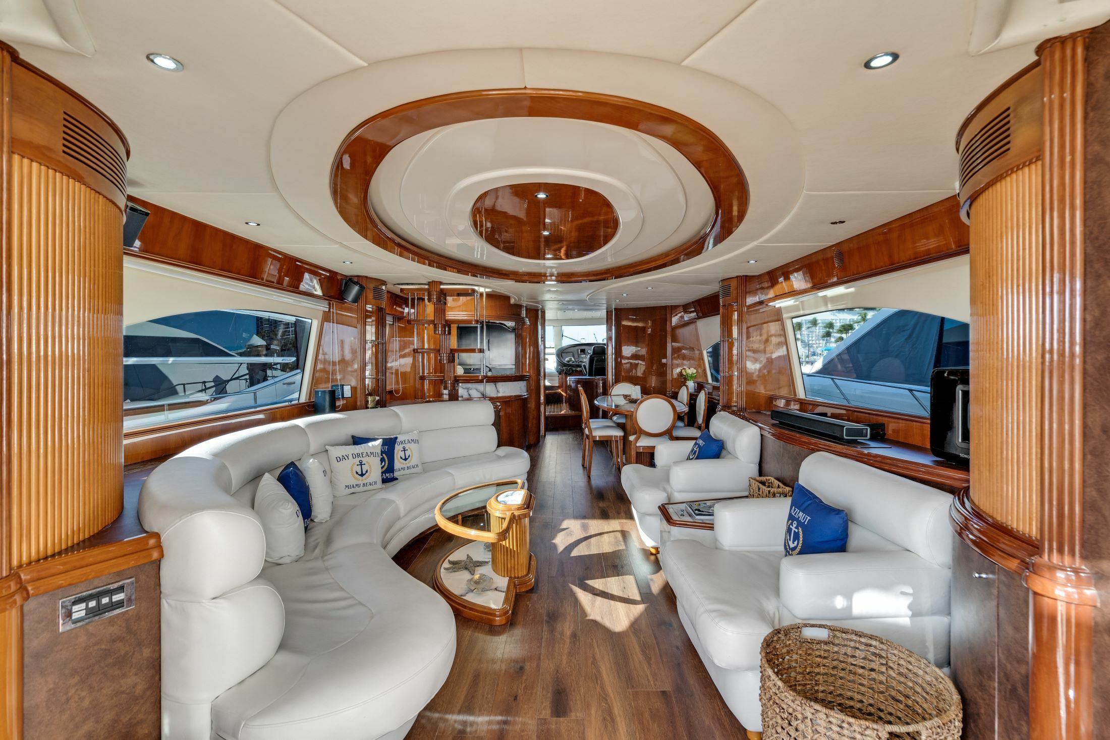 Azimut 85 F | Day Dreamin