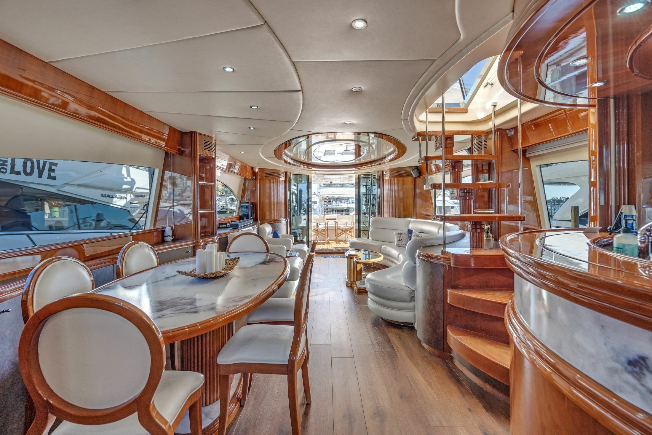 Azimut 85 F | Day Dreamin