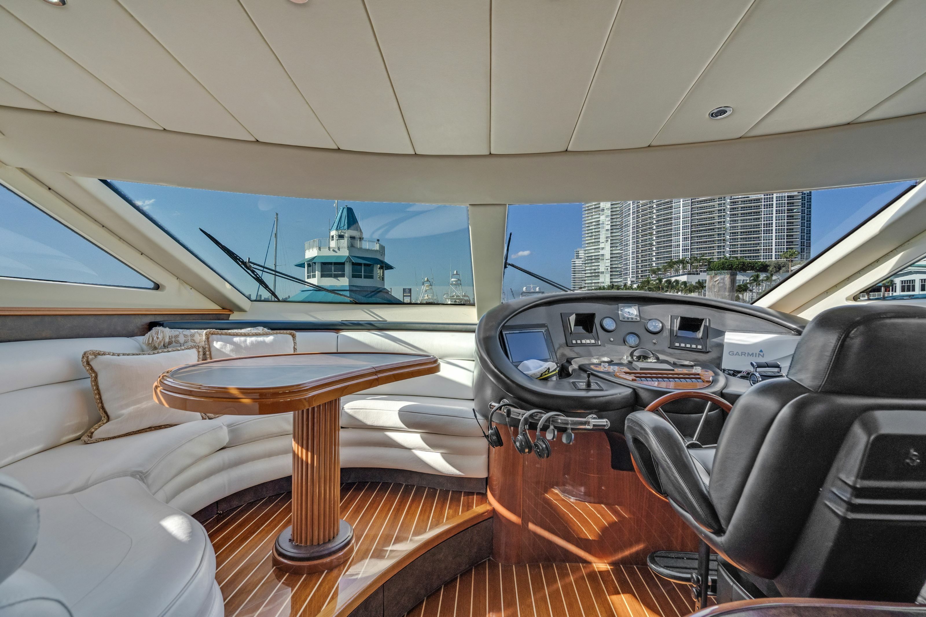 Azimut 85 F | Day Dreamin