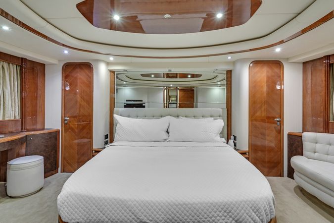Azimut 85 F | Day Dreamin