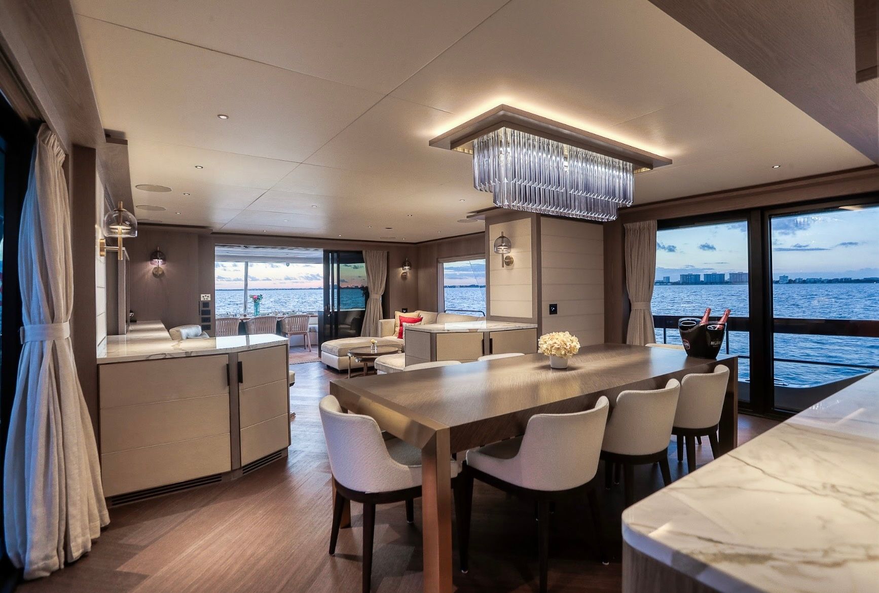 Sirena Yachts 88 | Saint