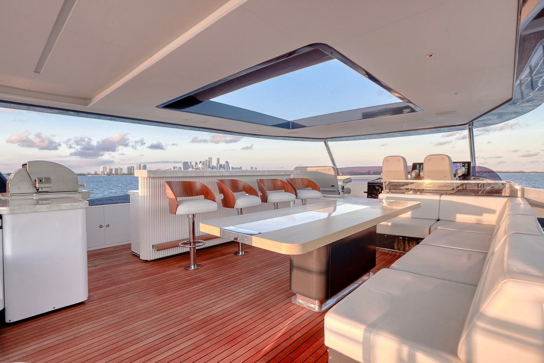 Sirena Yachts 88 | Saint