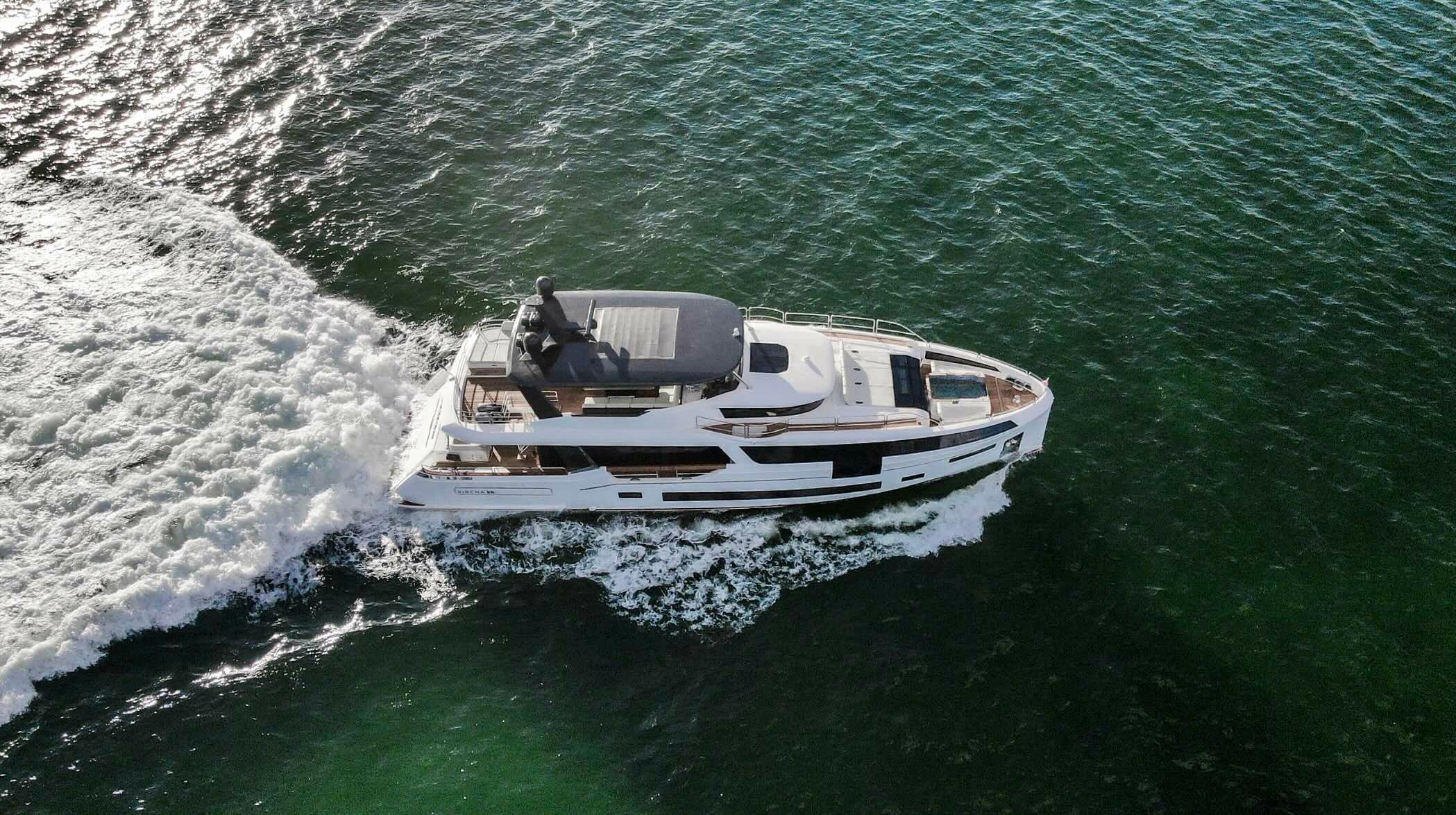 Sirena Yachts 88 | Saint