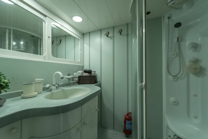 Admiral 22 | Bige Derin