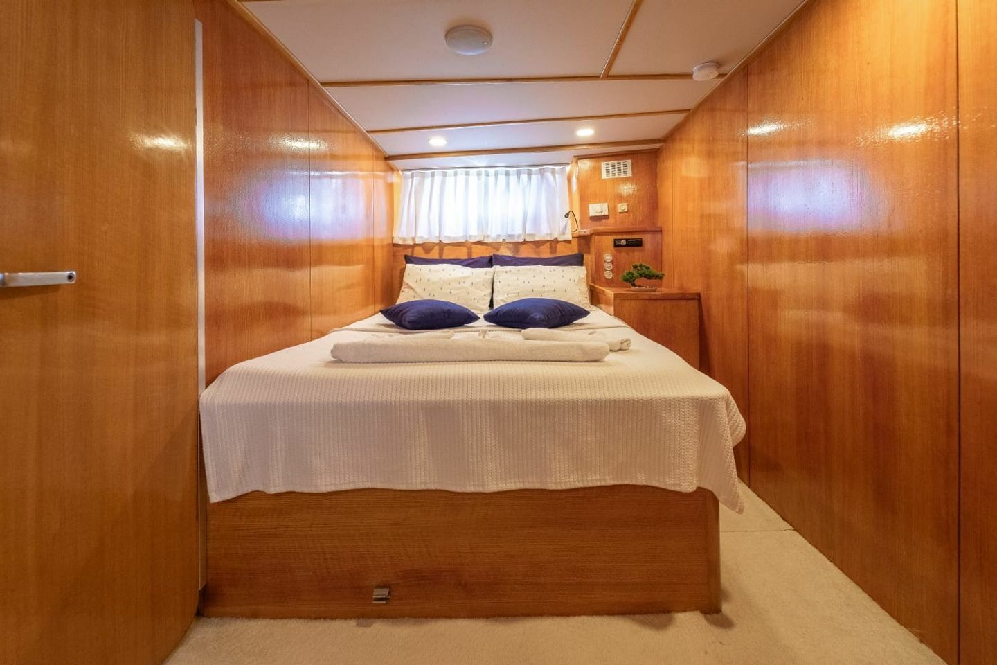 Admiral 22 | Bige Derin