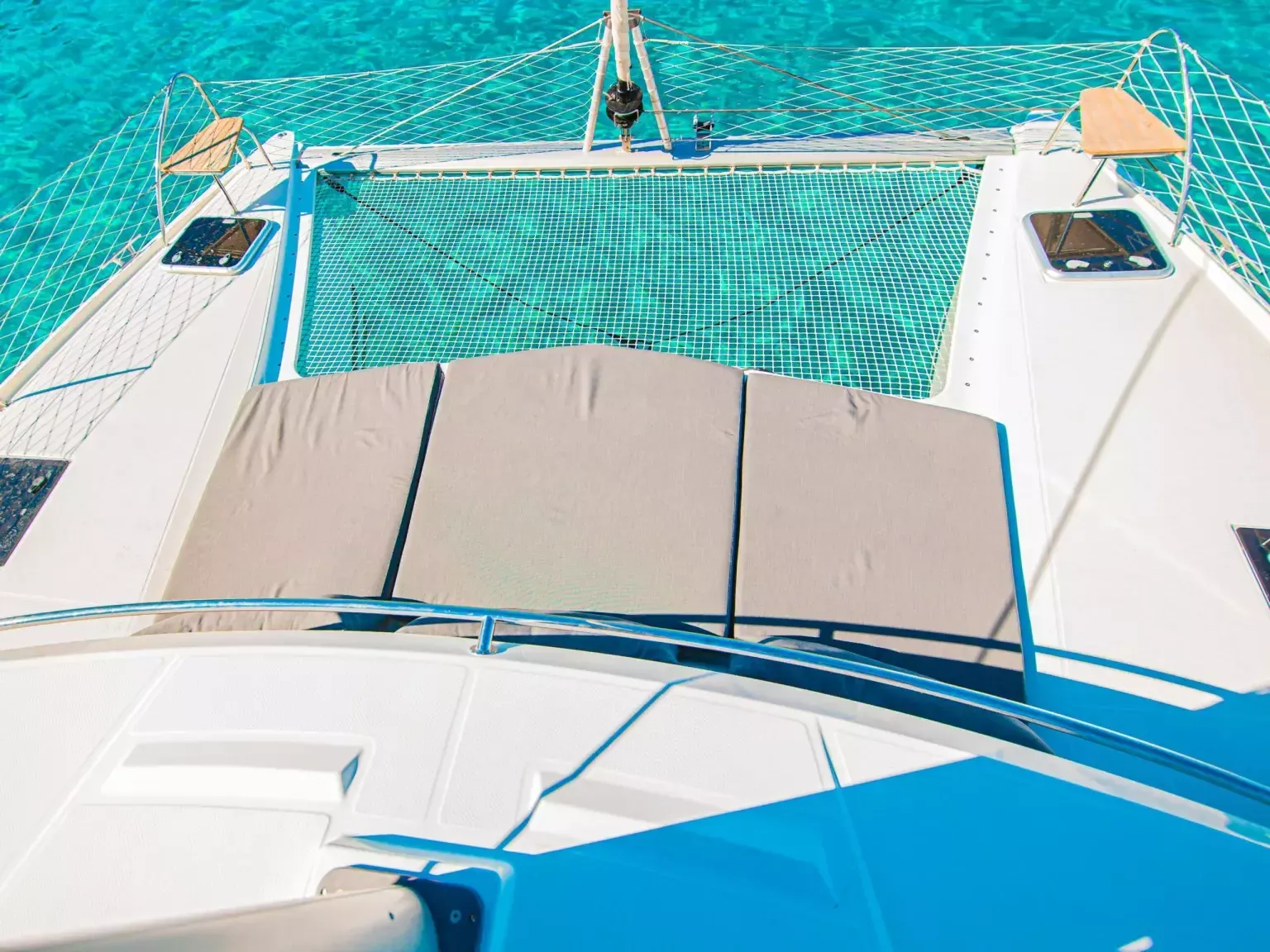 Fountaine Pajot Lucia 40 | Salvadoro