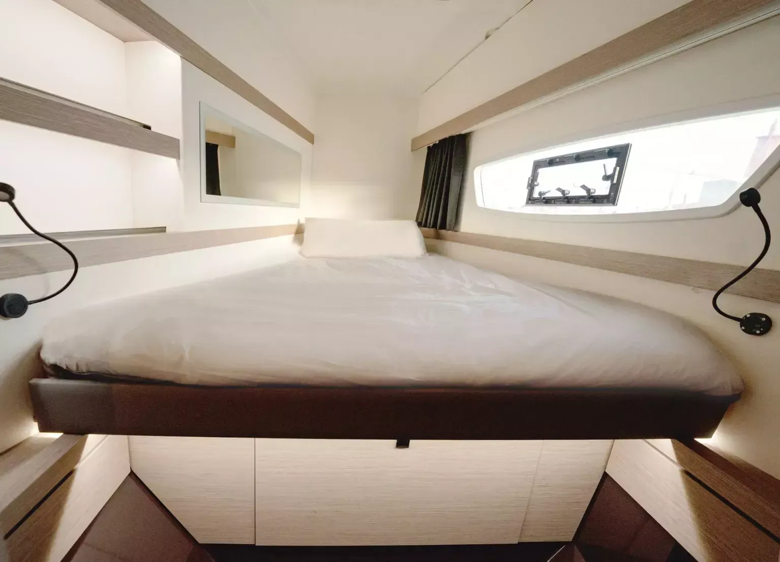 Fountaine Pajot Lucia 40 | Salvadoro