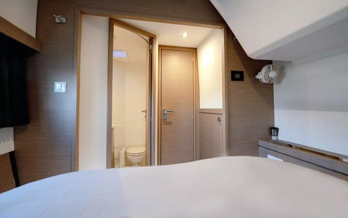 Fountaine Pajot Lucia 40 | Salvadoro