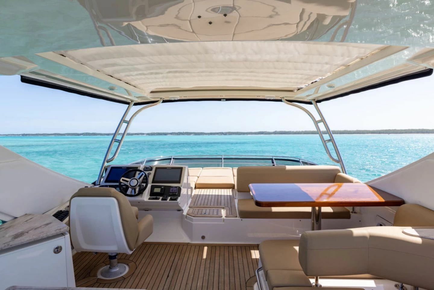 Sea Ray L650 | VIP Only