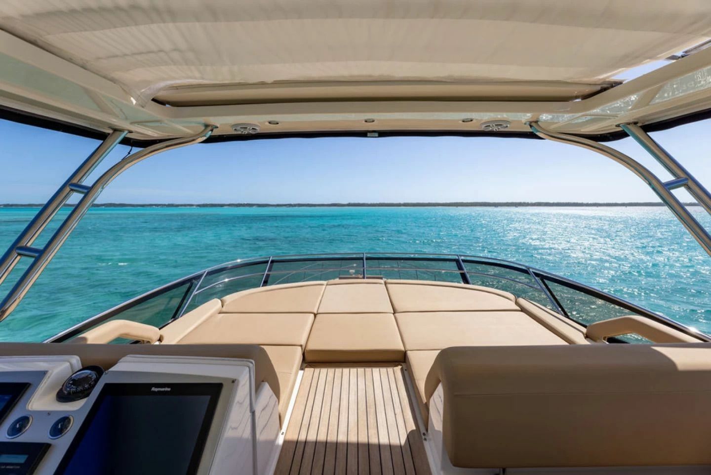 Sea Ray L650 | VIP Only