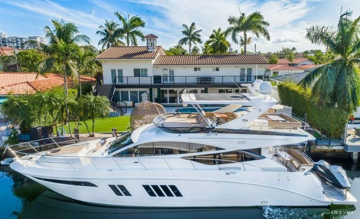 Sea Ray L650 | VIP Only