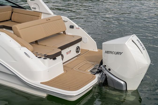 Sea Ray 250 | Kolossos