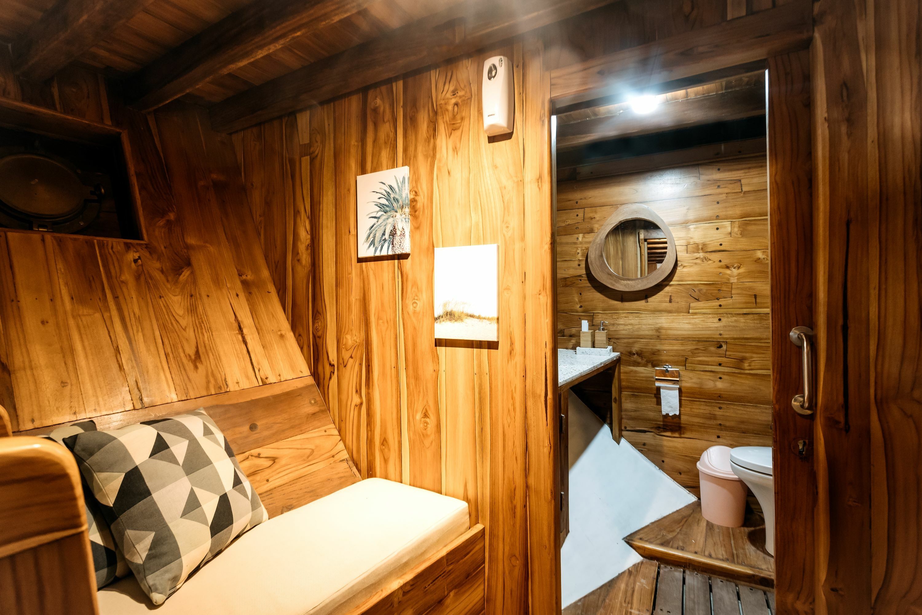 Custom Built Phinisi | Andamari