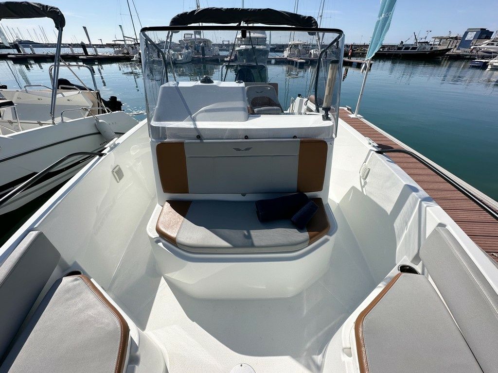 Beneteau Flyer 7 Spacedeck | Upaya