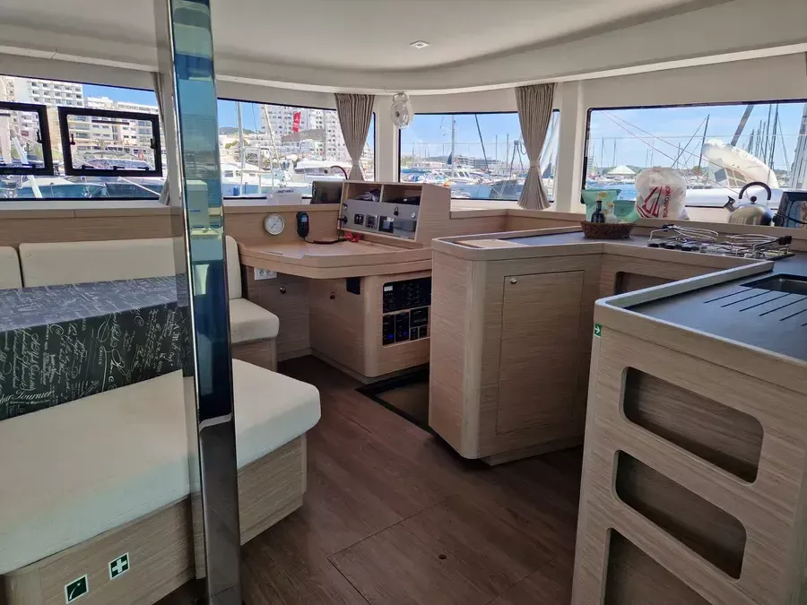 Lagoon 42 | Best Elli