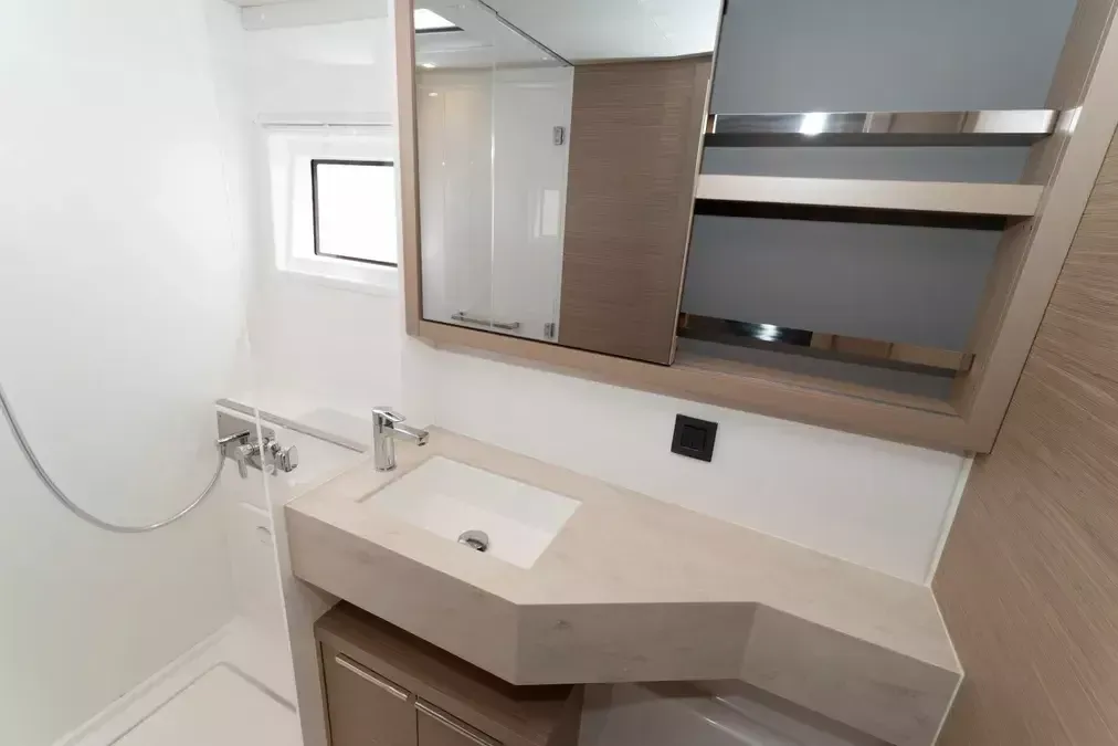 Lagoon 46 | Spezielli