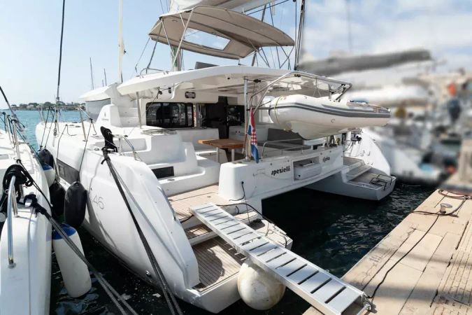 Lagoon 46 | Spezielli