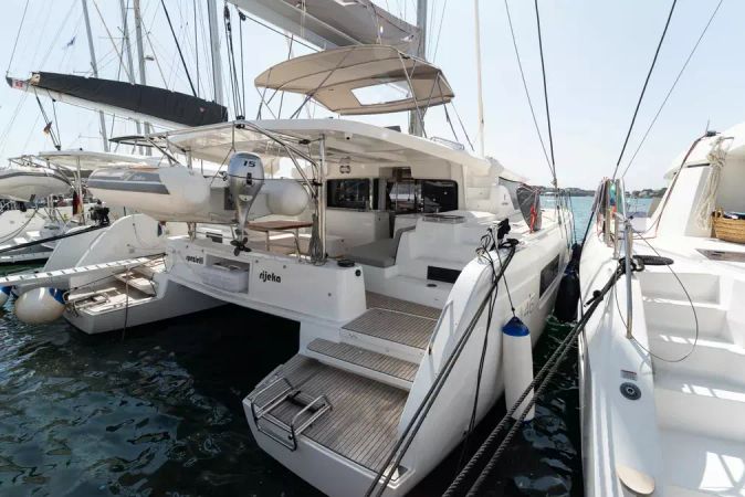 Lagoon 46 | Spezielli